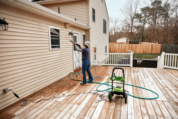 Garage Pressure Washing in Cloverleaf, TX